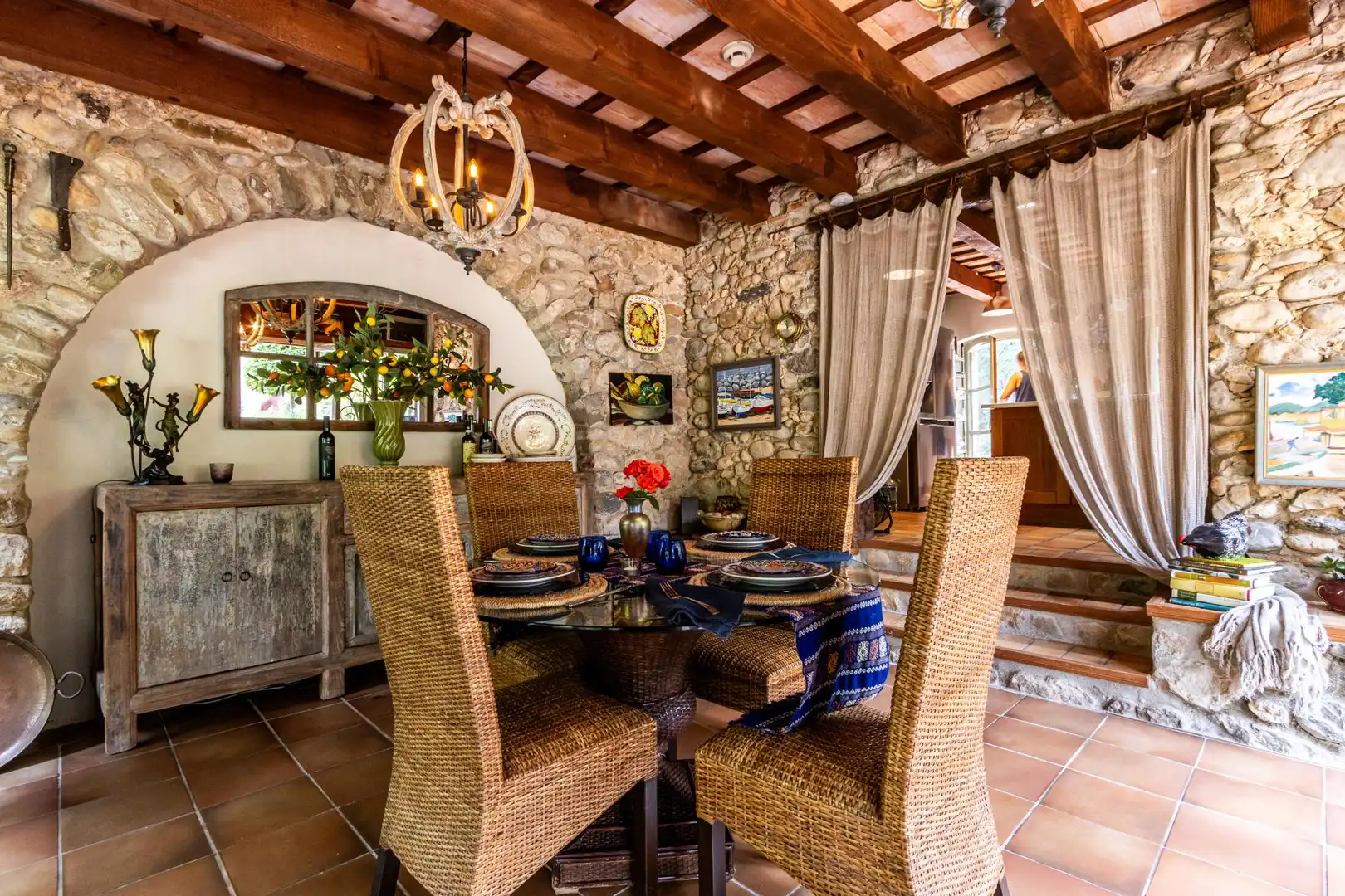Comedor de Finca rústica en venta en Esponellà con Aire acondicionado, Calefacción y Jardín privado