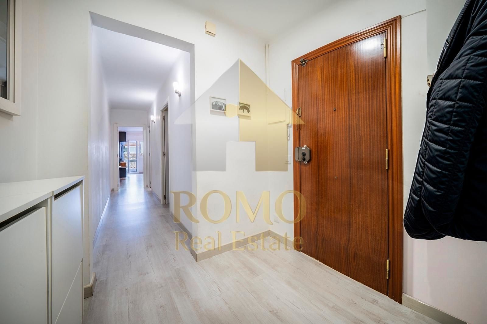 Flat for sale in Carrer del Doctor Joan Miró