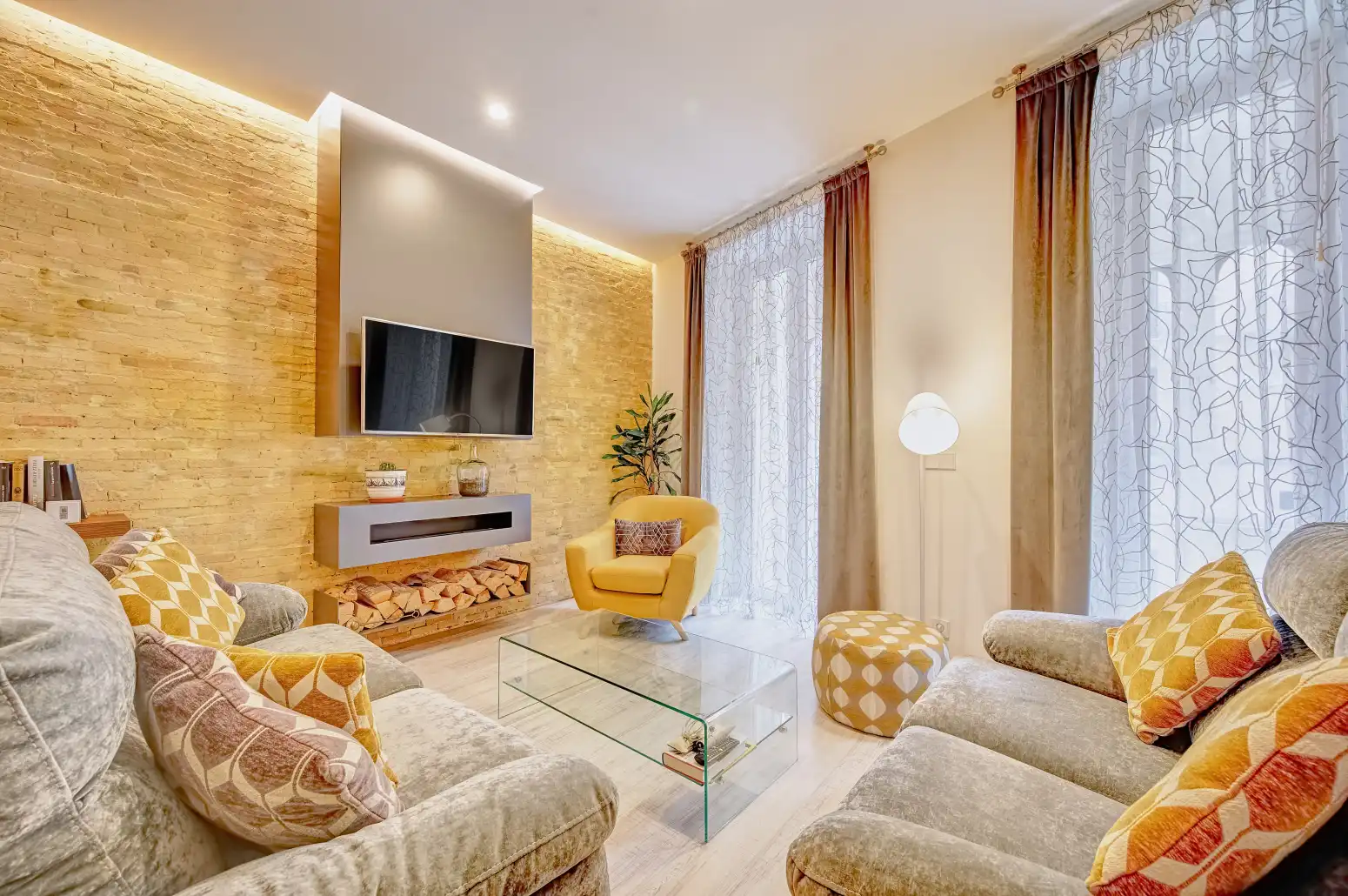 Sala de estar de Piso en venta en  Pamplona / Iruña con Calefacción, Parquet y Amueblado