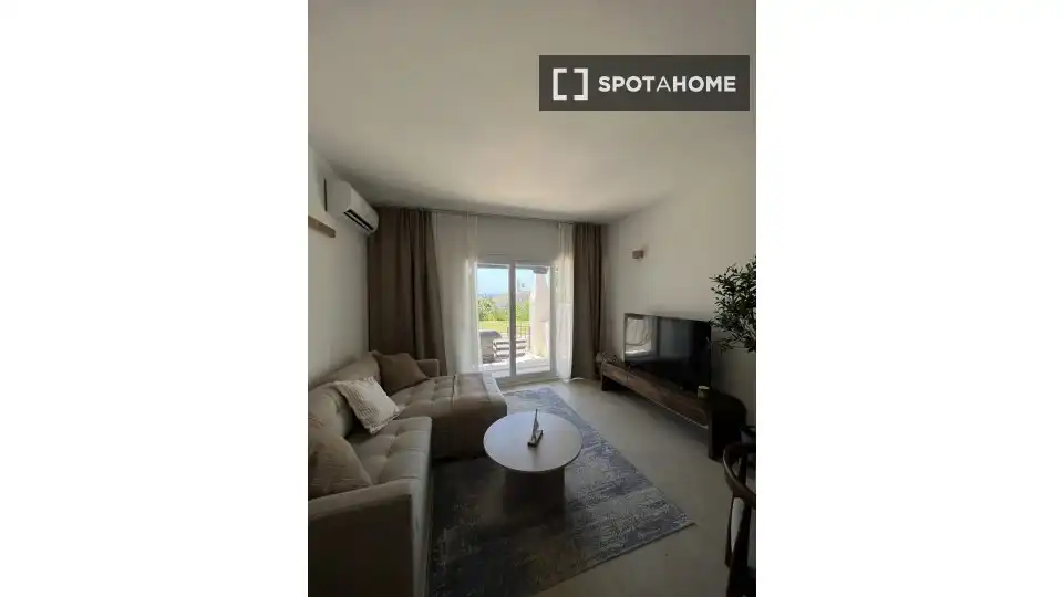 Sala d'estar de Apartament per a compartir en Mijas amb Aire condicionat, Terrassa i Moblat