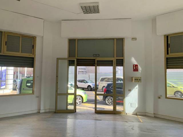 Local comercial en Alquiler en Centro