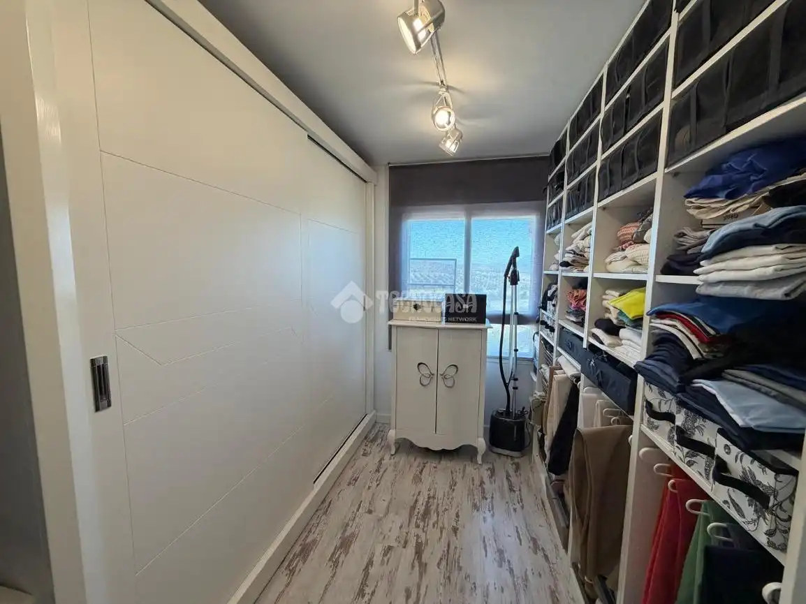 Habitación de Piso en venta en Jaén