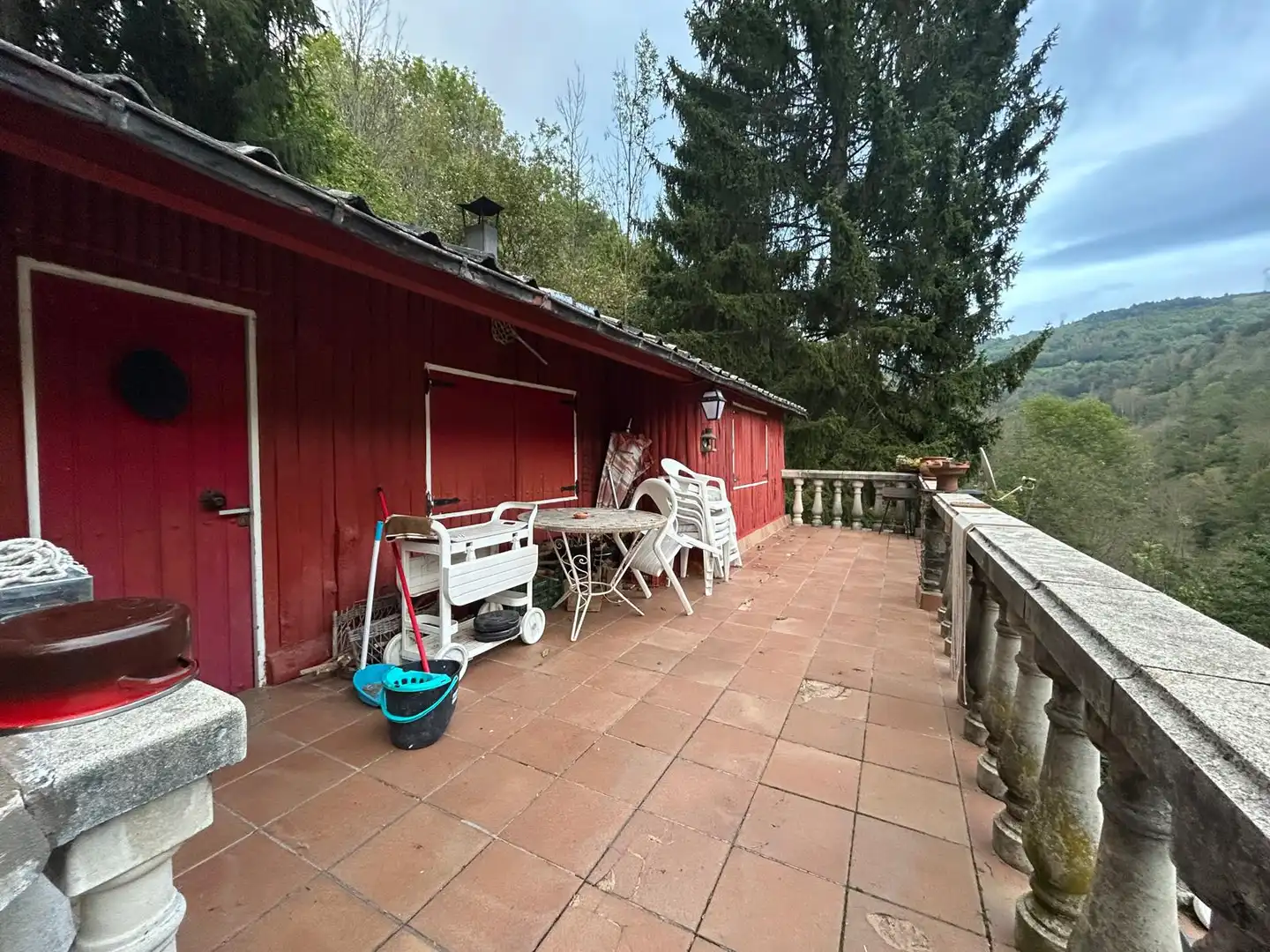 Terrassa de Casa o xalet en venda en Molló amb Jardí privat, Terrassa i Piscina
