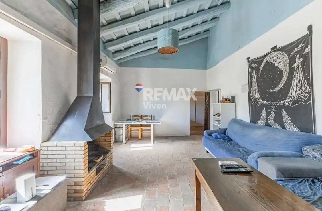 Sala d'estar de Finca rústica en venda en Zaragoza amb Aire condicionat, Calefacció i Jardí privat