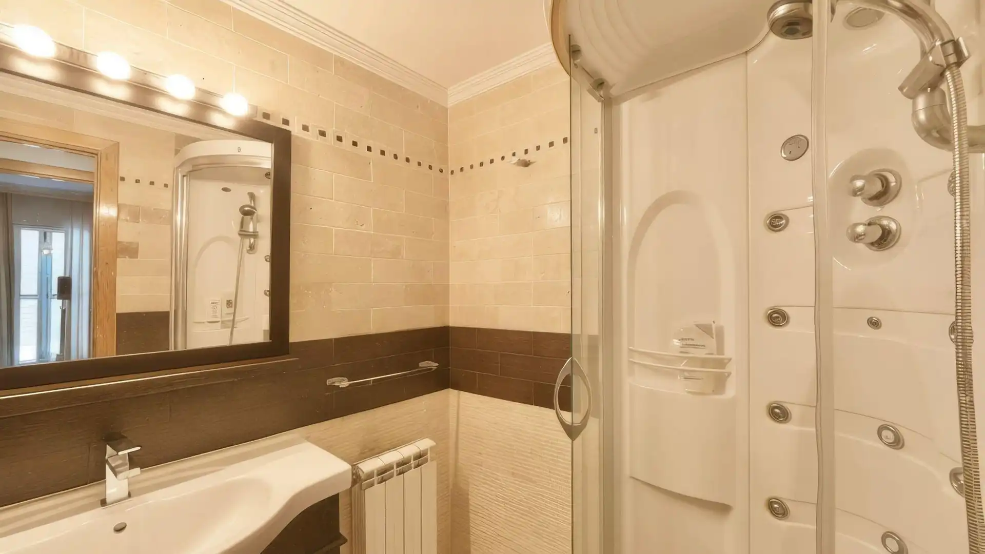 Baño de Apartamento en venta en Aranjuez con Aire acondicionado, Calefacción y Trastero