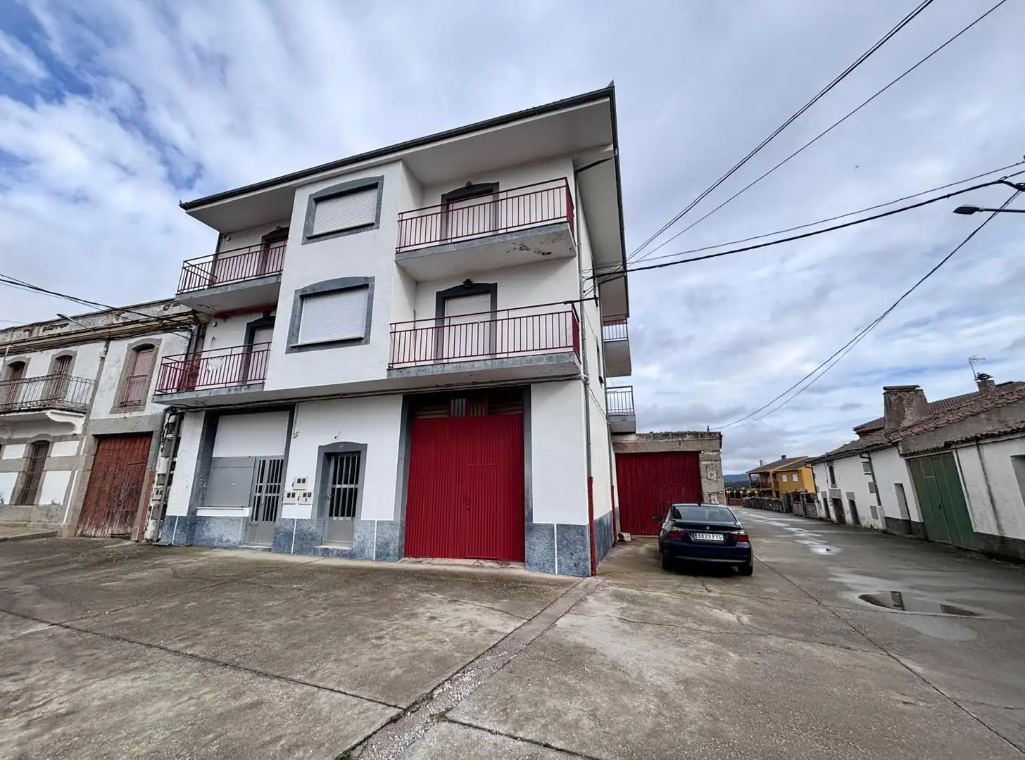 Exterior view of Flat for sale in Santibáñez de Béjar  with Heating, Private garden and Terrace