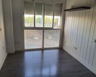 Bedroom of Flat for rent to own in  Sevilla Capital  with Air Conditioner