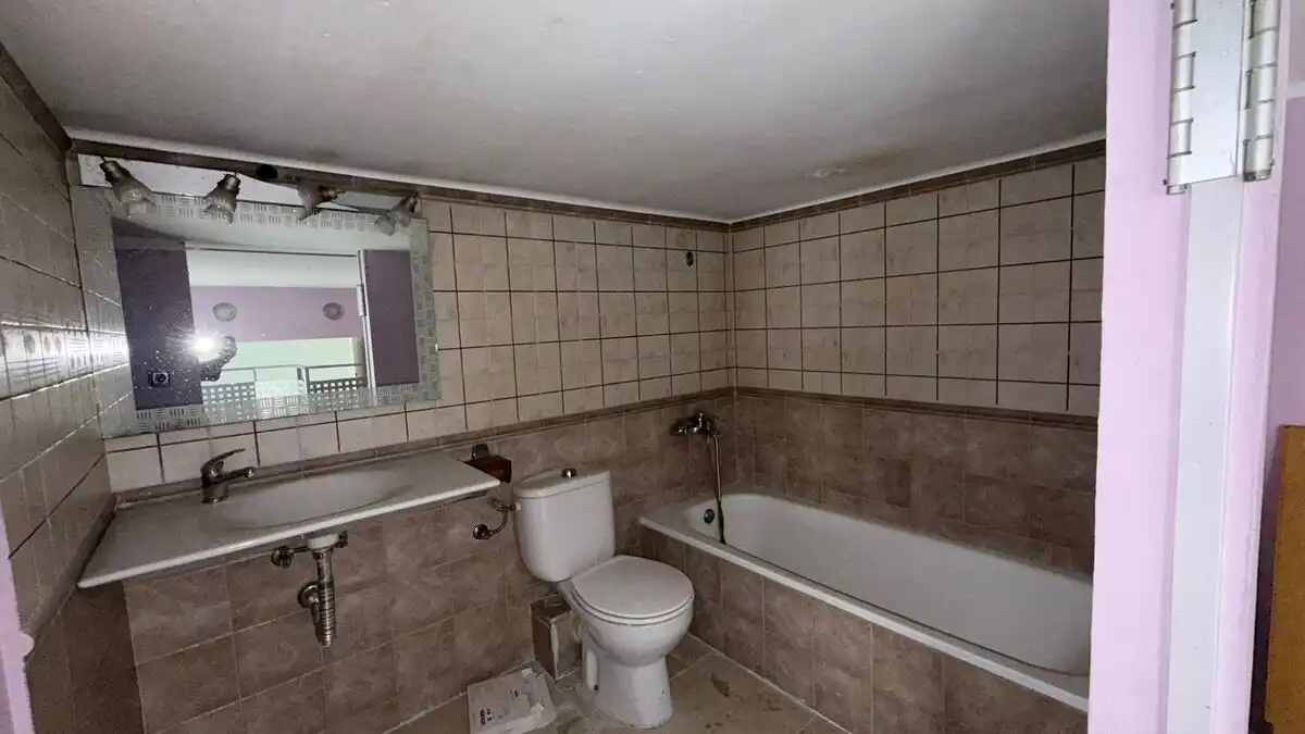 Bany de Pis en venda en Rubí