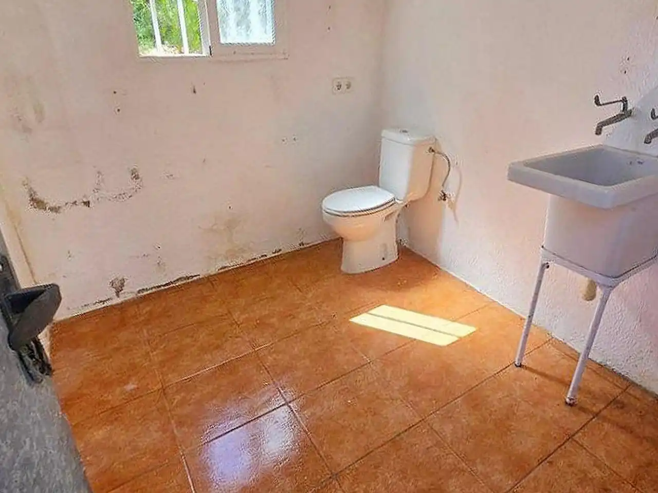 Bathroom of Country homes for sale in Freginals  with Private garden and Swimming Pool