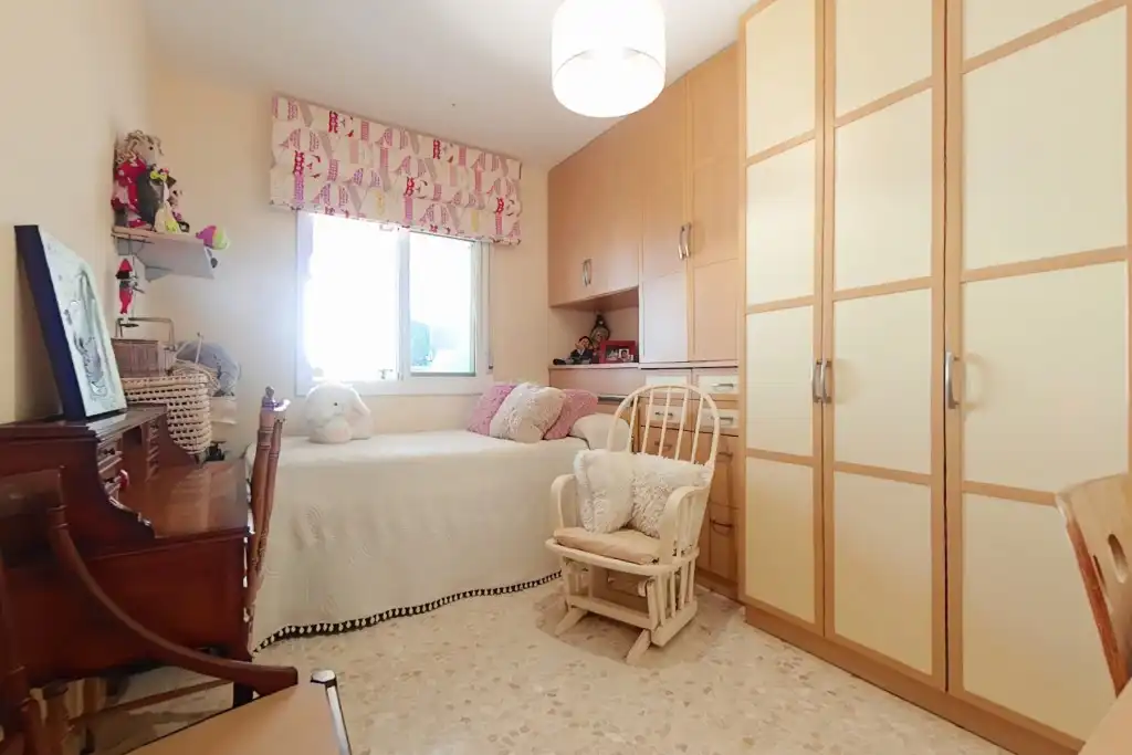 Habitación de Ático en venta en Vélez-Málaga con Aire acondicionado, Terraza y Amueblado