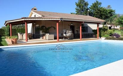 Swimming pool of House or chalet for sale in Gibraleón  with Air Conditioner, Terrace and Swimming Pool