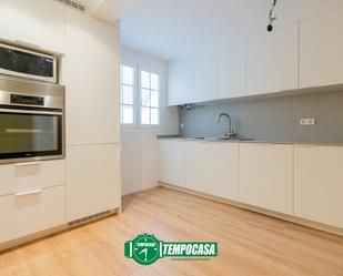 Kitchen of Flat for sale in  Valencia Capital  with Air Conditioner, Heating and Parquet flooring