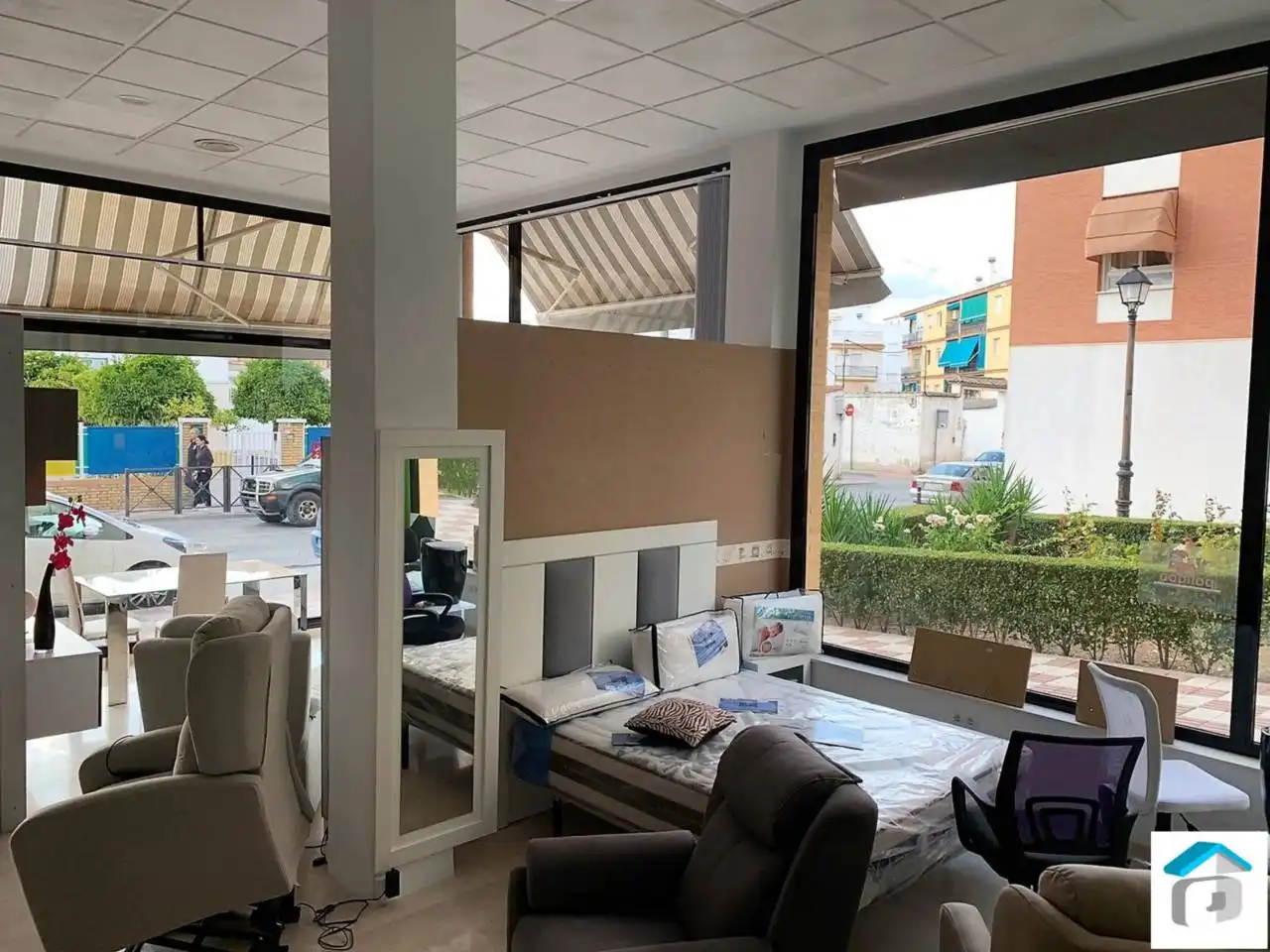 Local comercial en venda a Cabra