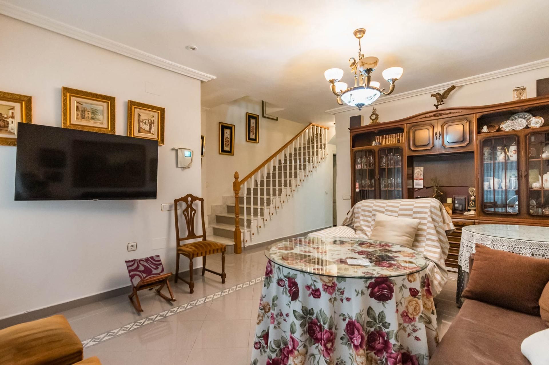 Sala d'estar de Casa o xalet en venda en Abarán amb Calefacció, Terrassa i Traster