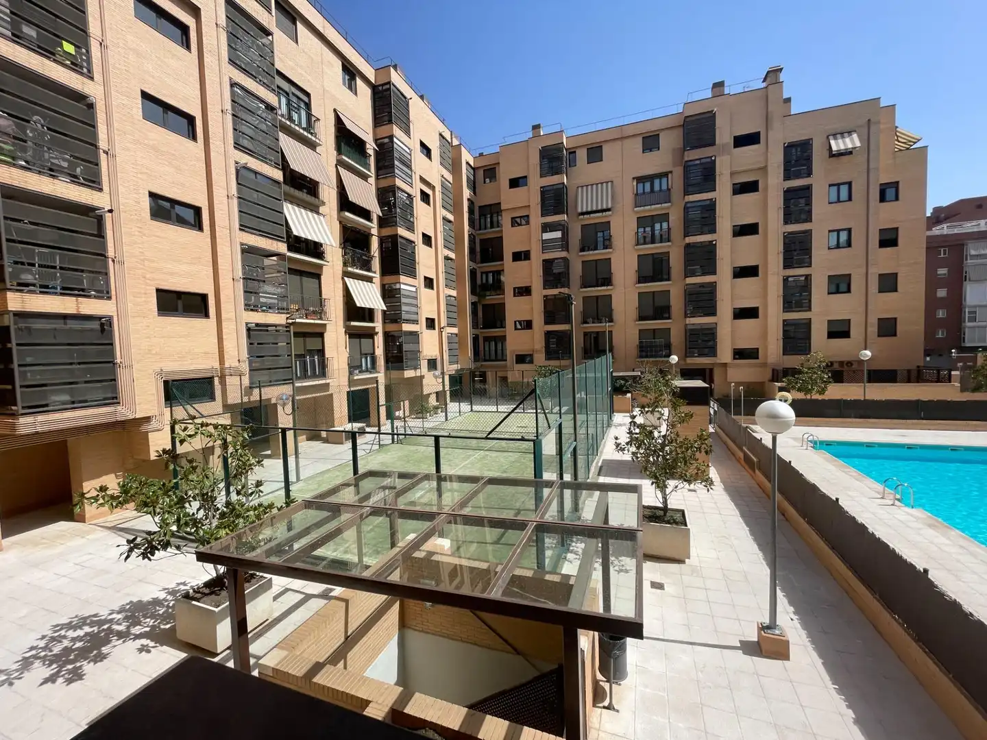 Flat with pool for sale in DIEGO HURTADO DE MENDOZA 13, imagen 3