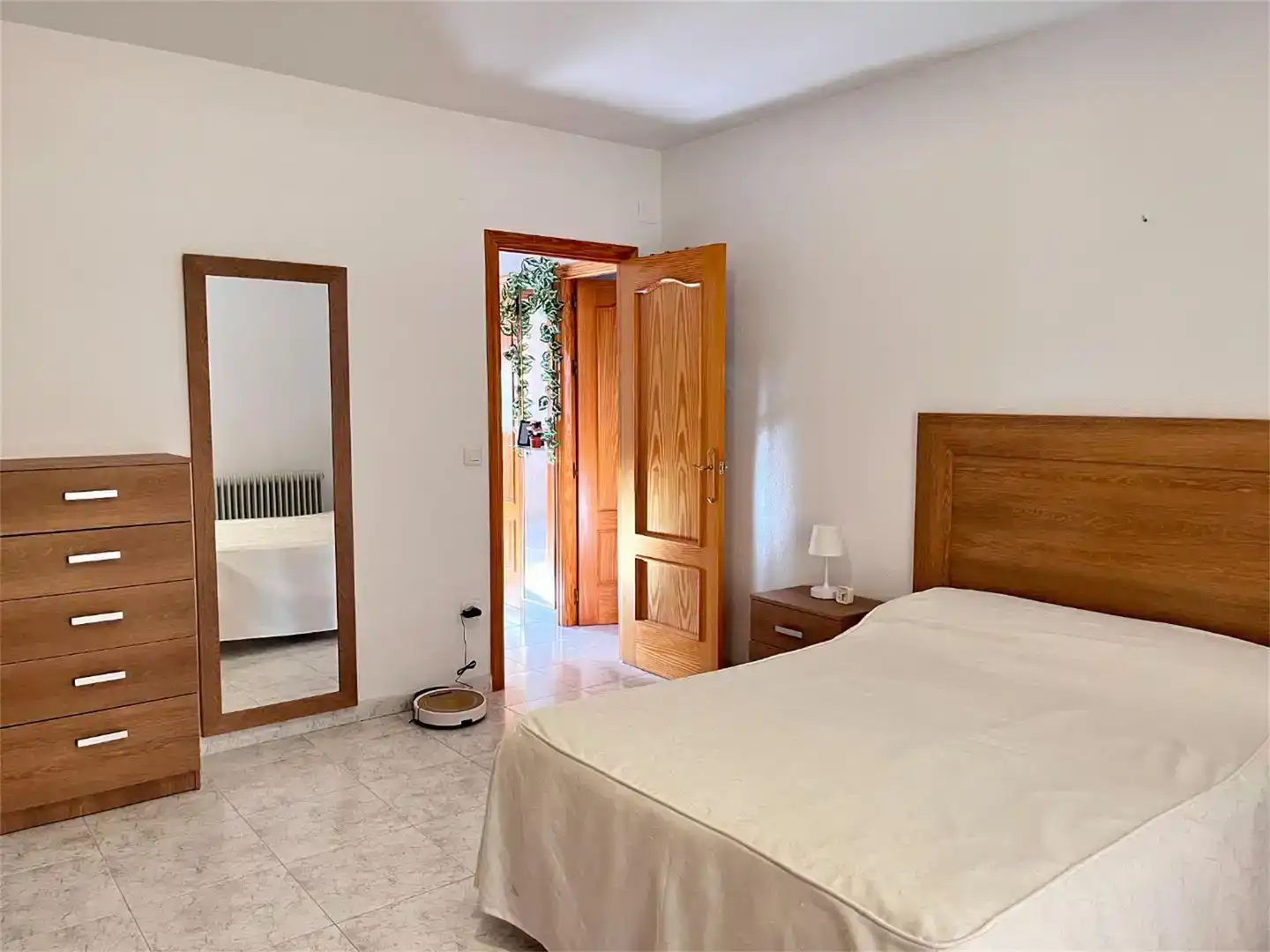 Dormitori de Casa o xalet en venda en Baza