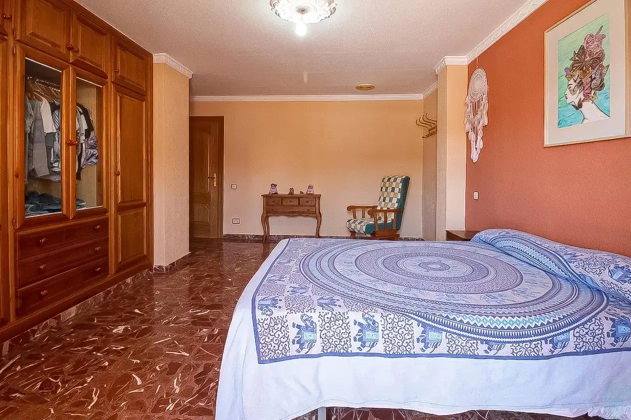 Dormitori de Casa o xalet en venda en Motril