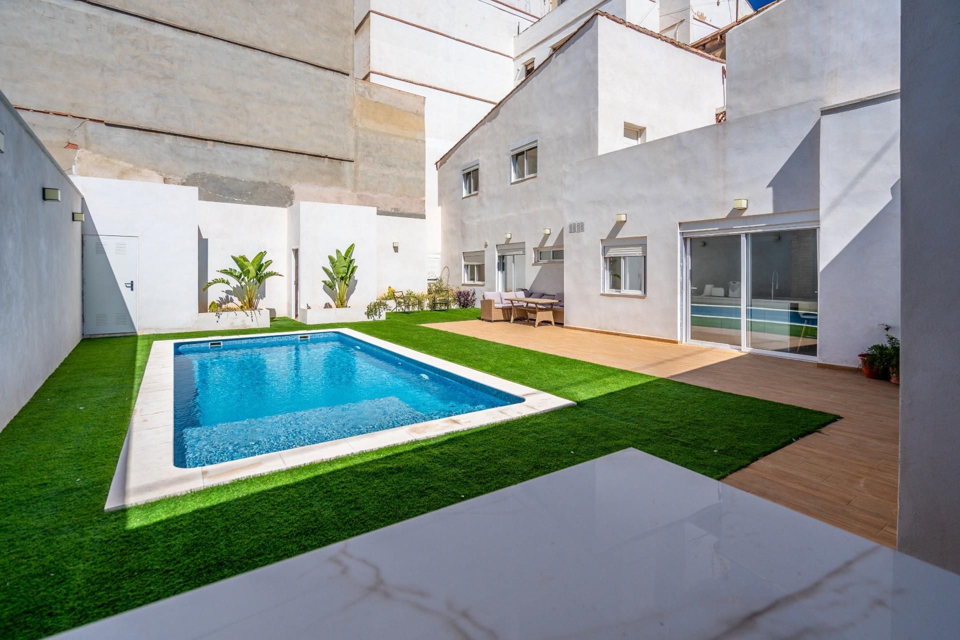 Piscina de Casa o xalet en venda en  Valencia Capital amb Jardí privat, Terrassa i Piscina
