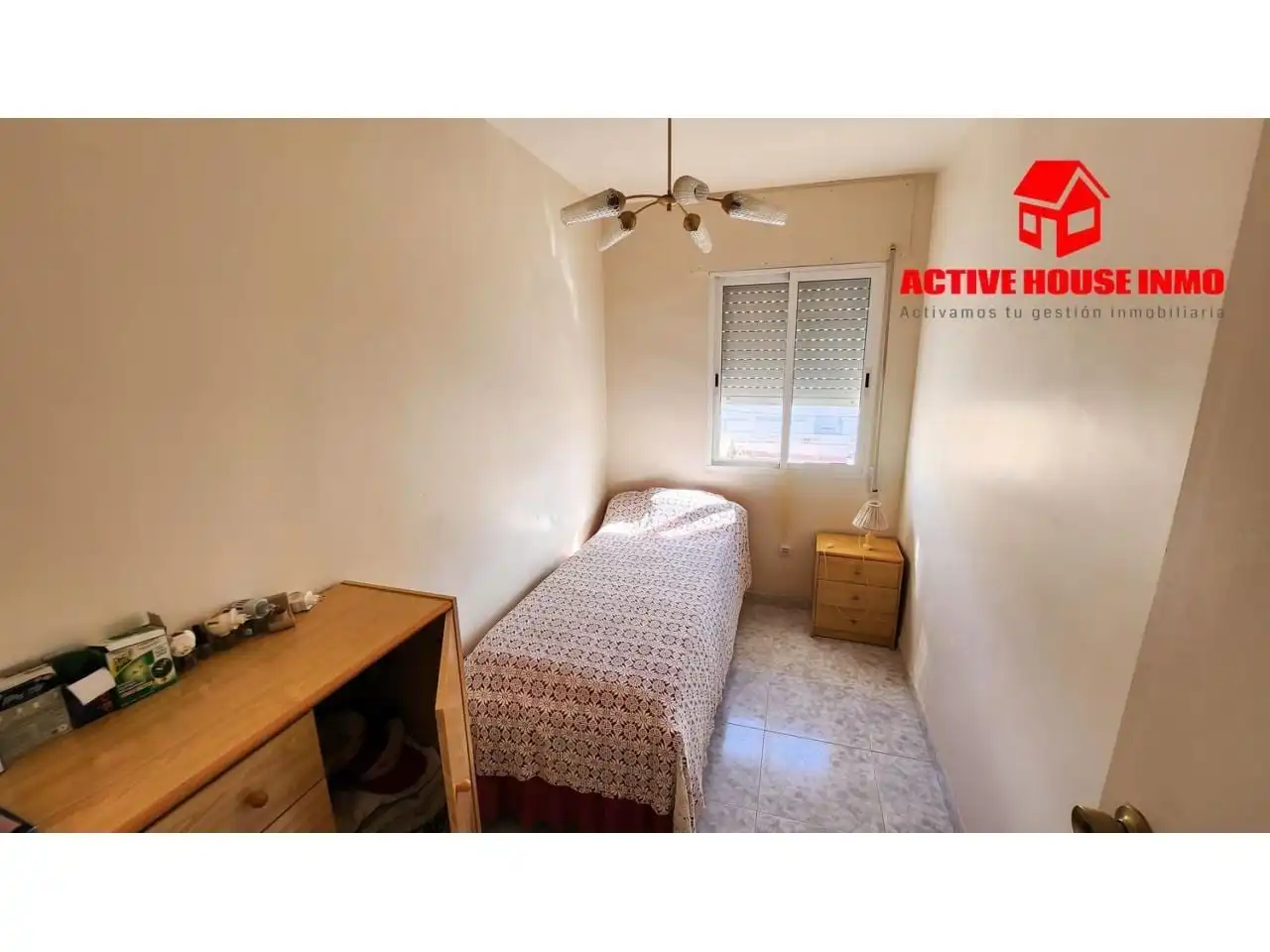 Schlafzimmer von Einfamilien-Reihenhaus zum Verkauf in La Ràpita mit Klimaanlage, Terrasse und Abstellraum