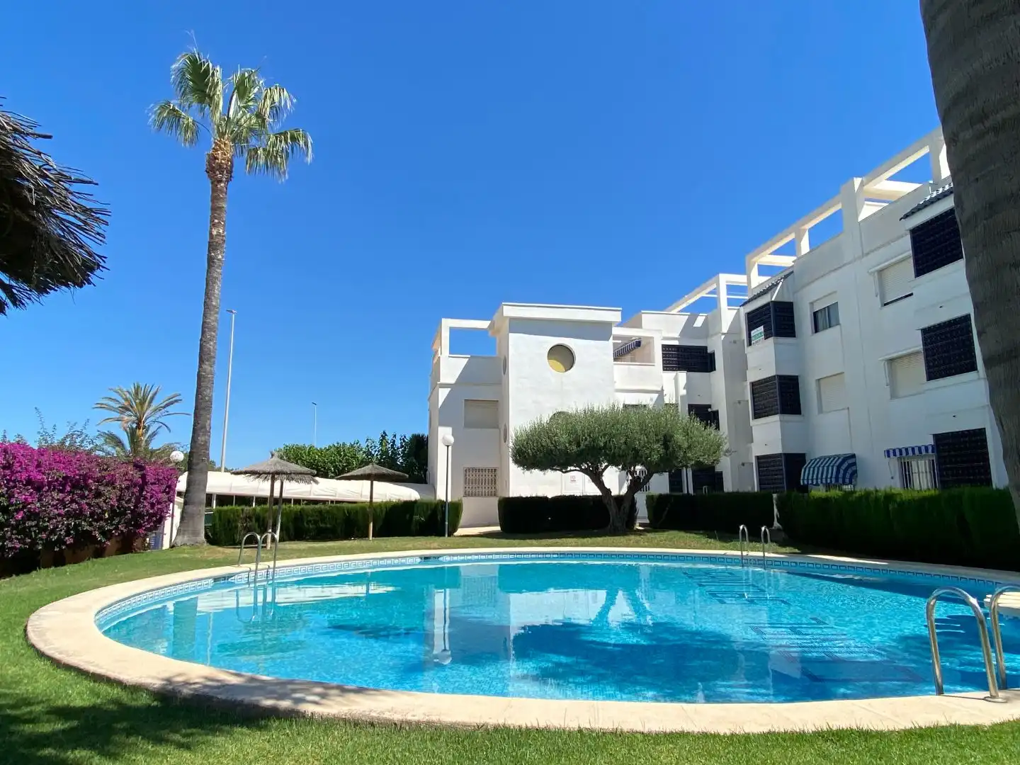 Wohnung mit Pool zum Verkauf in Avenida de la Mota 44, imagen 11
