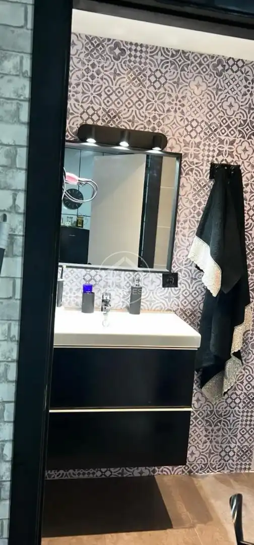 Bany de Pis en venda en Cornellà de Llobregat