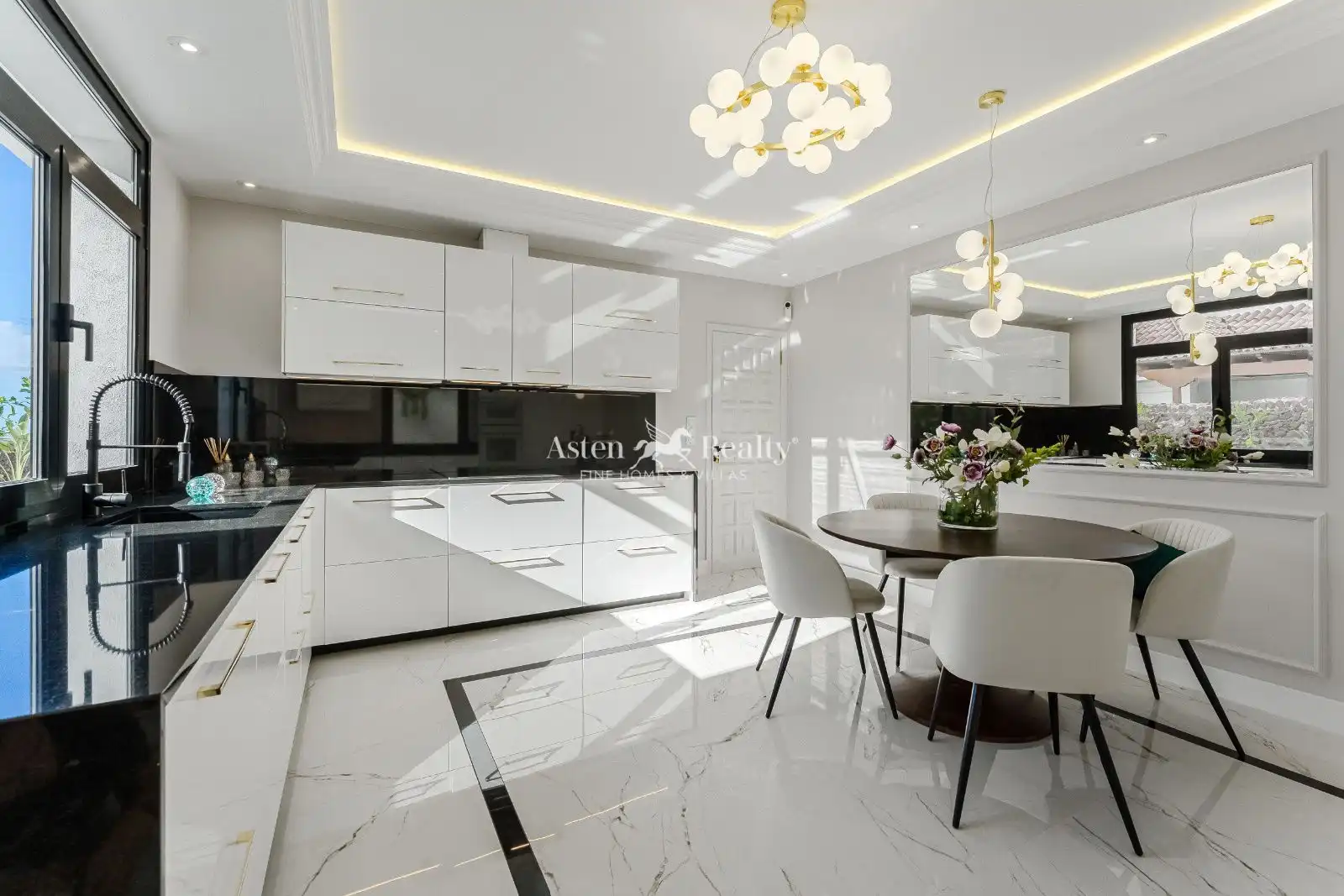 Casa con piscina en venta en Europa, imagen 34