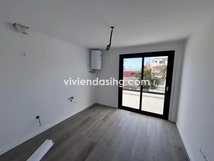Living room of Flat for sale in Los Realejos  with Terrace and Storage room