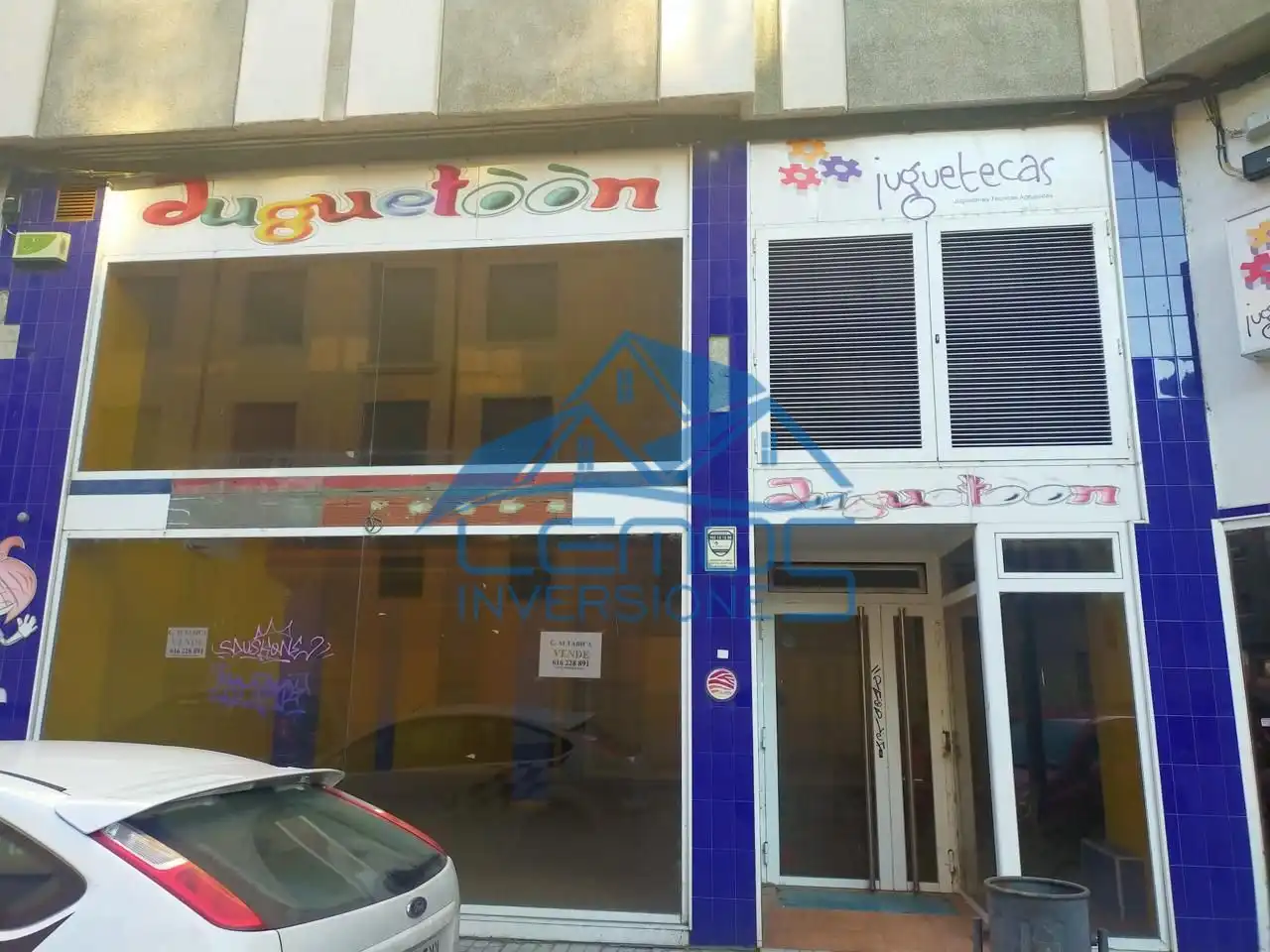 Local comercial en venda a Calle San Juan Apóstol