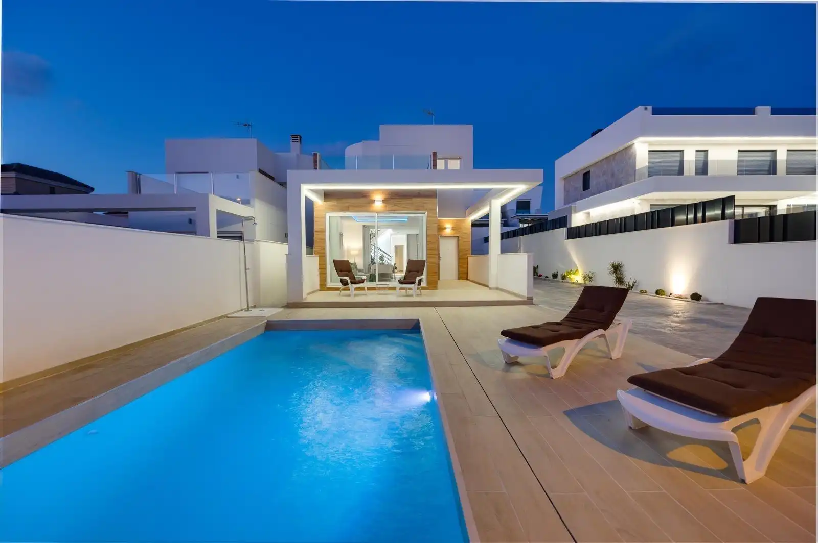 Piscina de Casa o chalet en venta en Torrevieja con Aire acondicionado, Terraza y Piscina