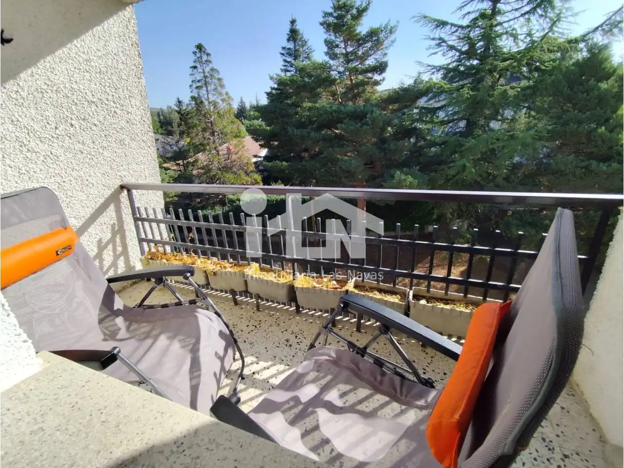 Balcony of Flat for sale in Las Navas del Marqués   with Heating, Terrace and Storage room