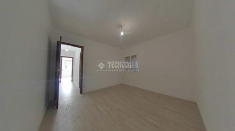 Foto 4 de Piso en venta en La Gavarra, Cornellà de Llobregat
