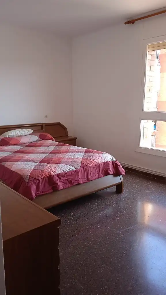 Dormitori de Pis en venda en Tarragona amb Calefacció, Moblat i Forn