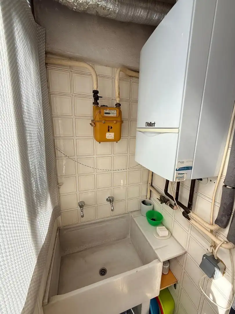 Baño de Piso en venta en Valencia con Aire acondicionado, Calefacción y Amueblado