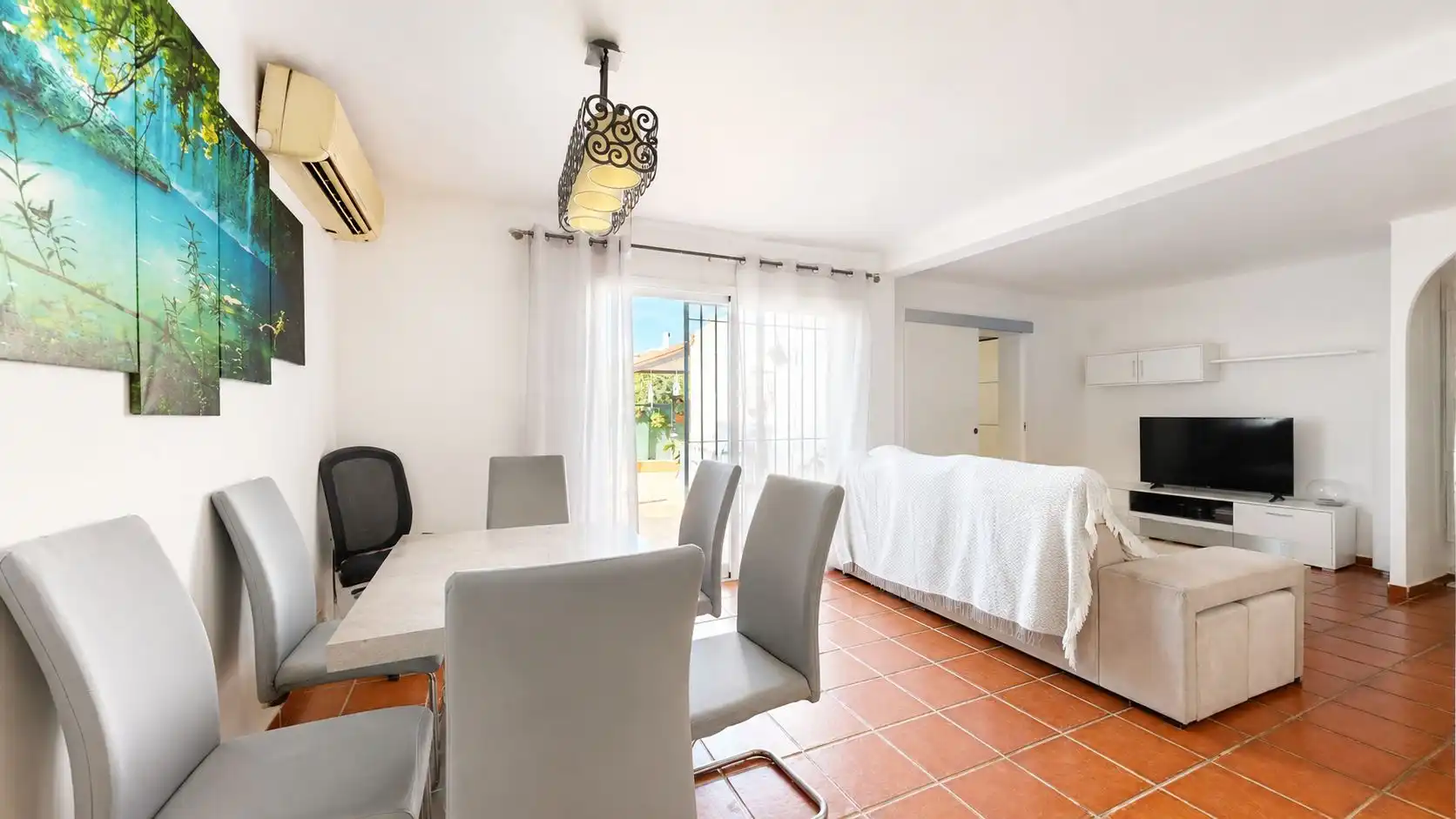 Comedor de Casa adosada en venta en Estepona con Piscina comunitaria