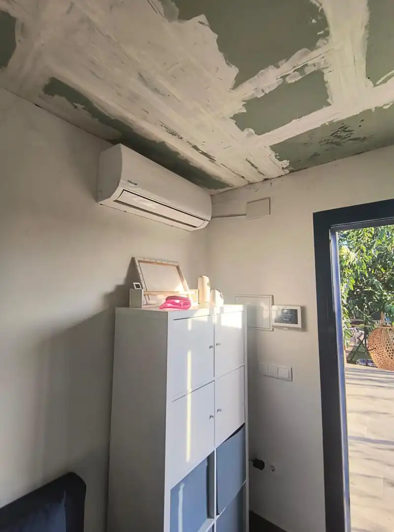 Dormitori de Finca rústica en venda en Carcaixent amb Aire condicionat, Jardí privat i Terrassa