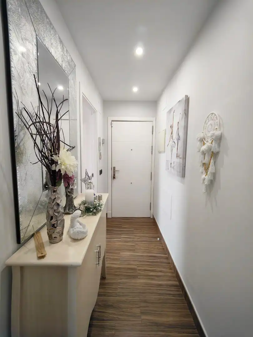 Wohnung zur Miete in Ronda del Estero