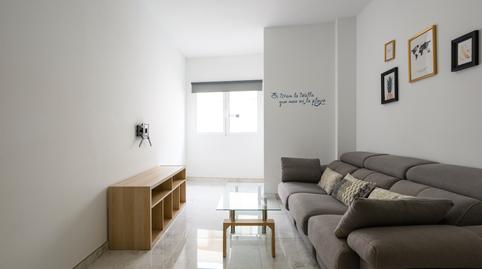 Foto 2 de Piso en venta en Acuarelista Elías Marrero, Tamaraceite, Las Palmas de Gran Canaria