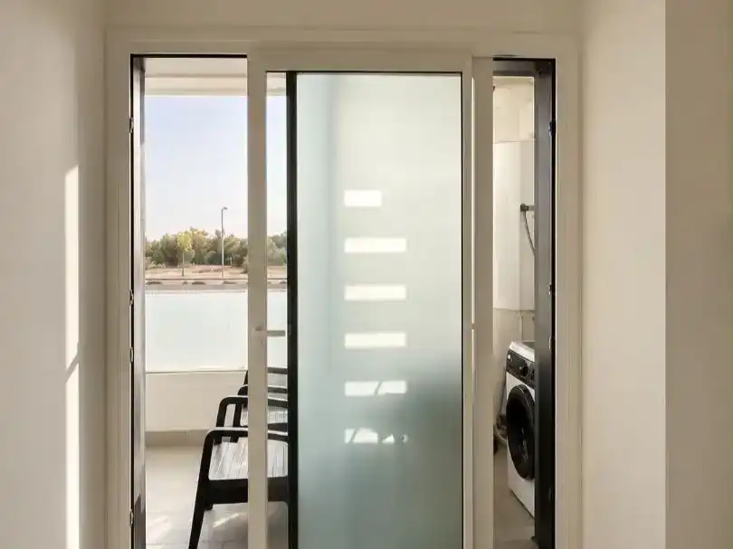 Terrasse von Wohnung zur Miete in Dos Hermanas mit Klimaanlage, Terrasse und Balkon