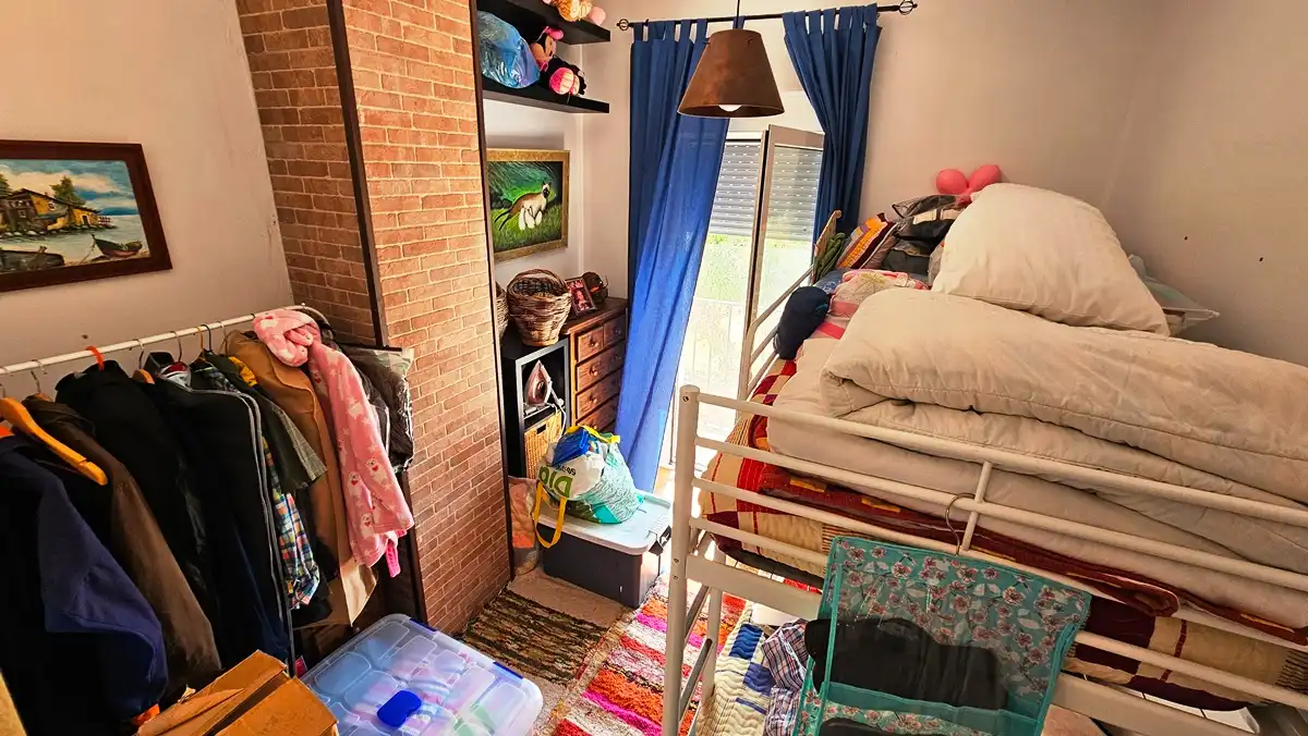 Habitación de Casa adosada en venta en Cortelazor con Trastero, Amueblado y Balcón