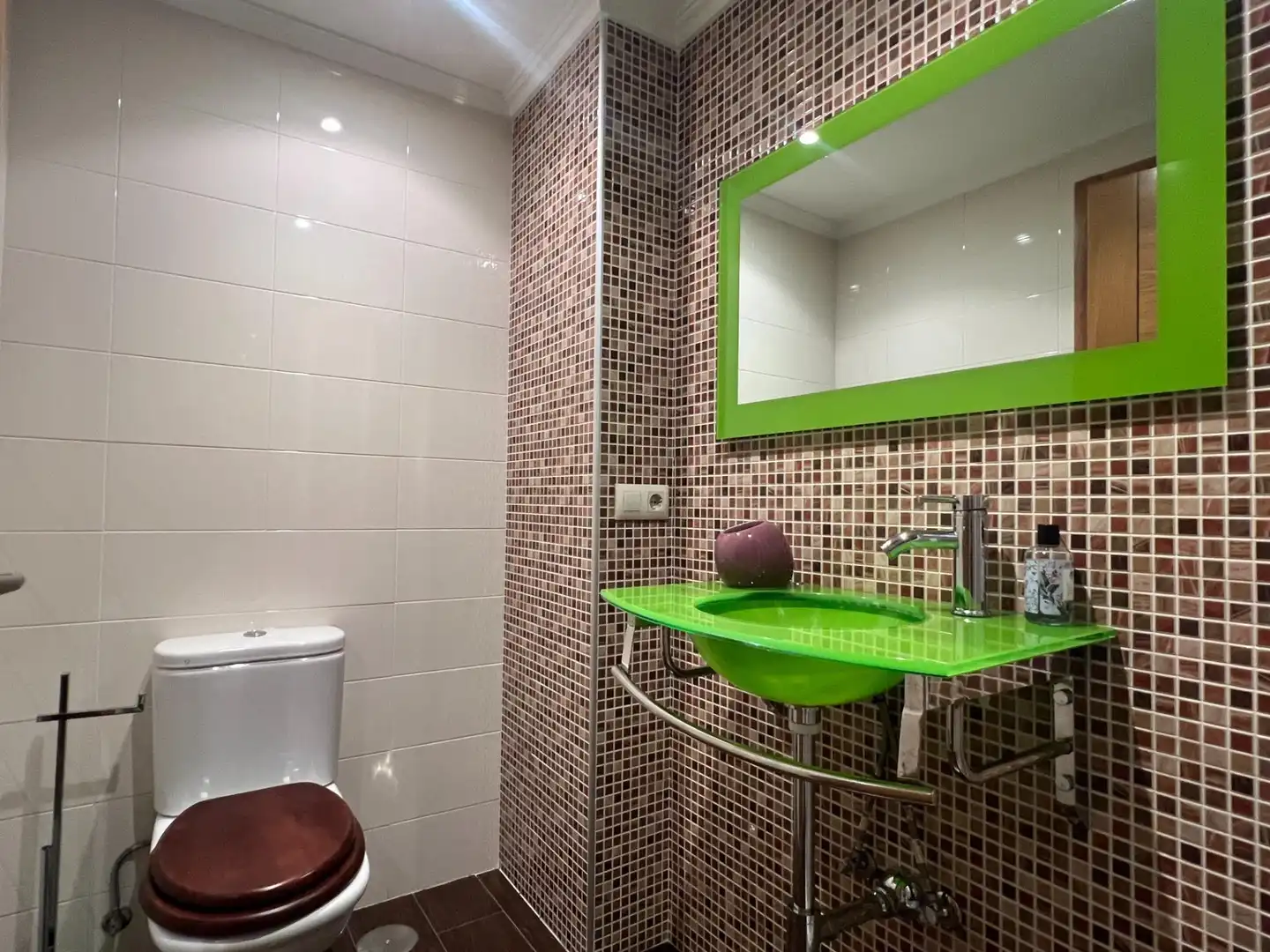 Badezimmer von Wohnung zur Miete in Cambre  mit Heizung, Abstellraum und Möbliert