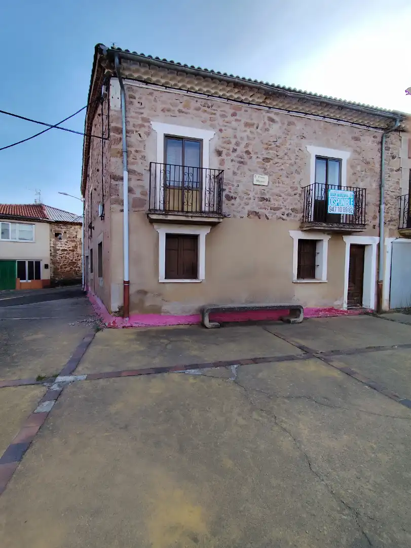 Vista exterior de Casa o chalet en venta en Valle de Valdelaguna con Parquet y Trastero