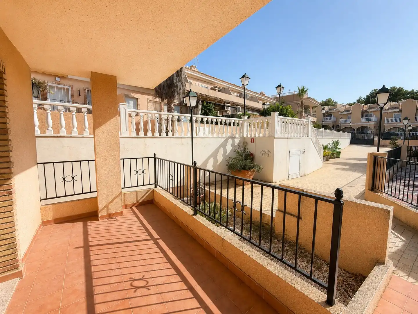 Terraza de Planta baja de alquiler en Algorfa con Aire acondicionado, Calefacción y Jardín privado