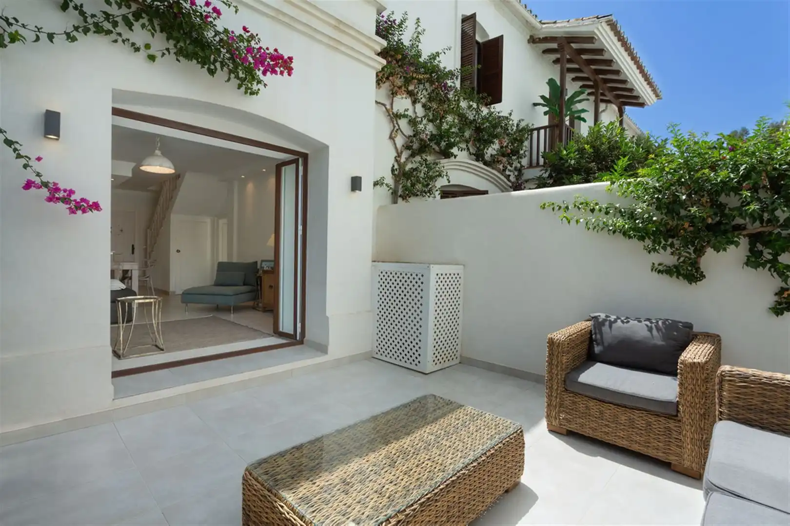 Terrassa de Casa adosada en venda en Estepona amb Aire condicionat, Jardí privat i Internet