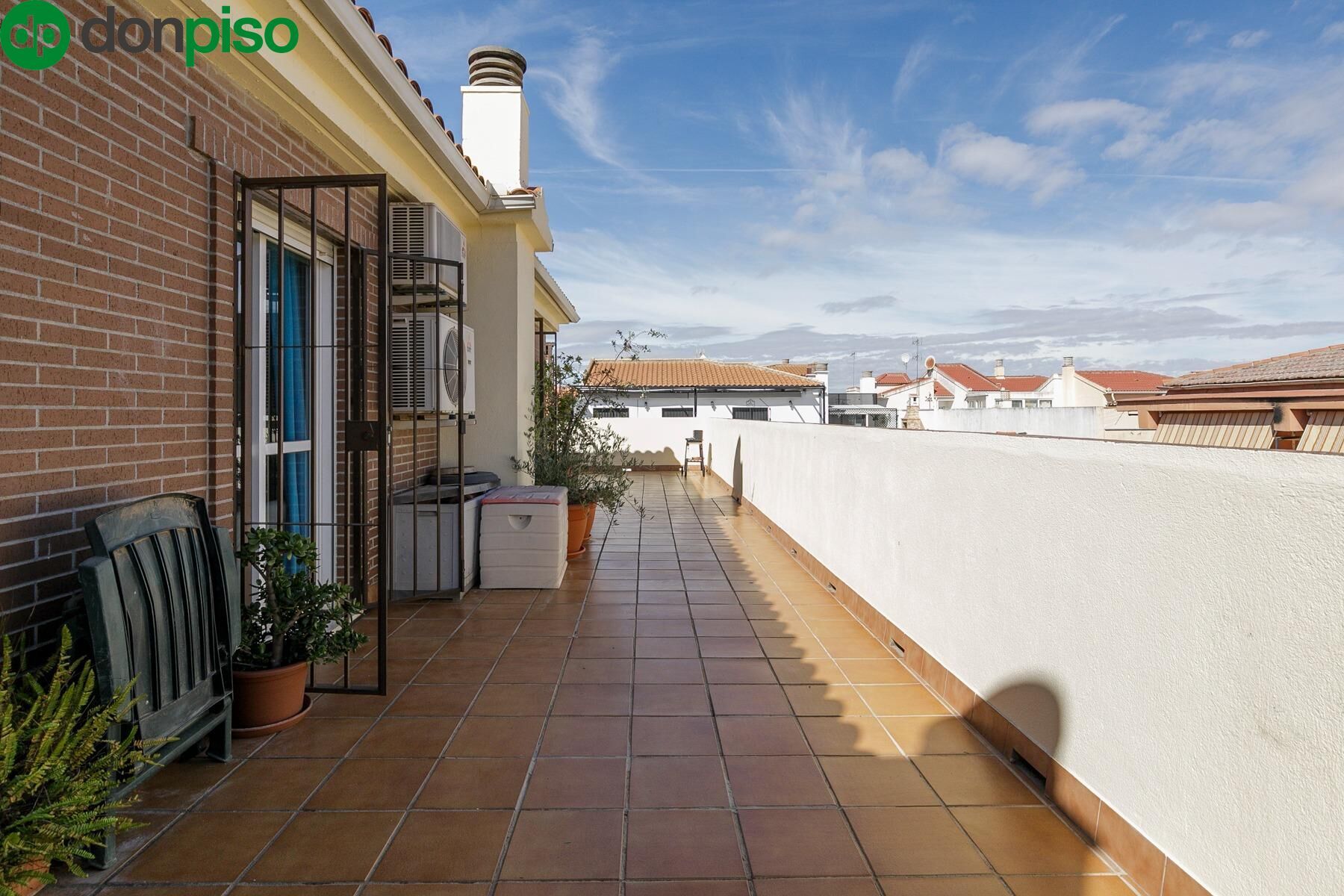Exterior view of Attic for sale in Armilla  with Air Conditioner, Terrace and Storage room