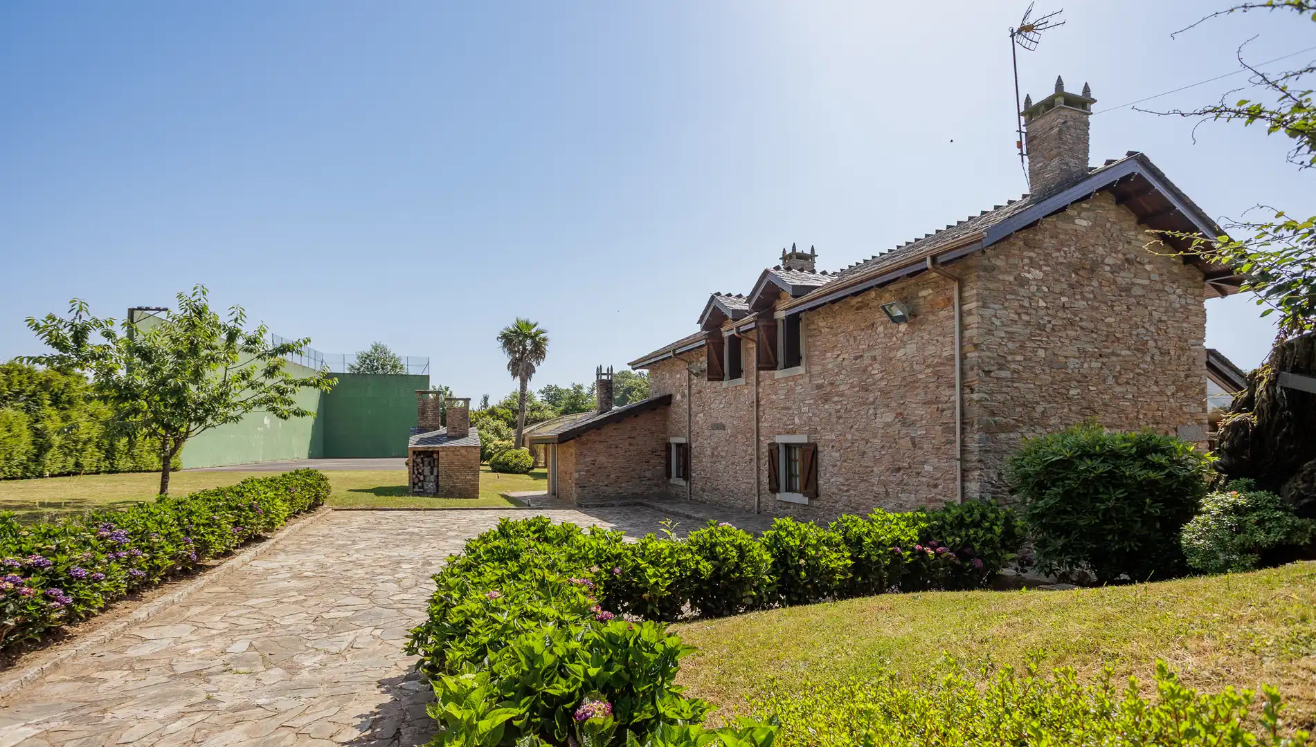 Jardín de Finca rústica en venta en Cospeito con Piscina