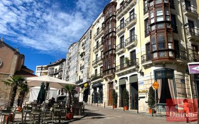 Vista exterior de Pis en venda en Santander