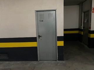 Parking of Box room to rent in  Pamplona / Iruña  with Alarm