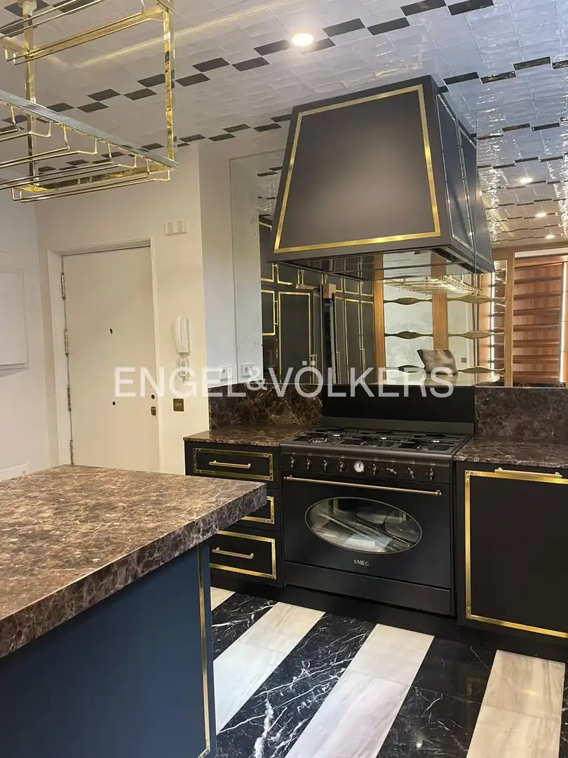 Küche von Wohnung zum Verkauf in Madrid mit Klimaanlage, Heizung und Terrasse
