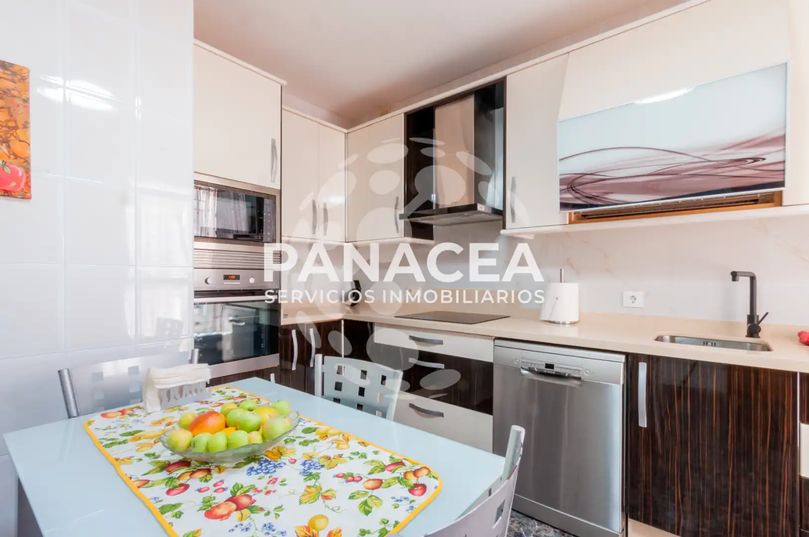 Cocina de Casa adosada en venta en Vícar con Jardín privado, Terraza y Amueblado