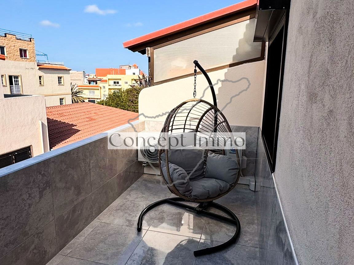 Terrassa de Pis en venda en Arona amb Aire condicionat, Balcó i Piscina comunitària
